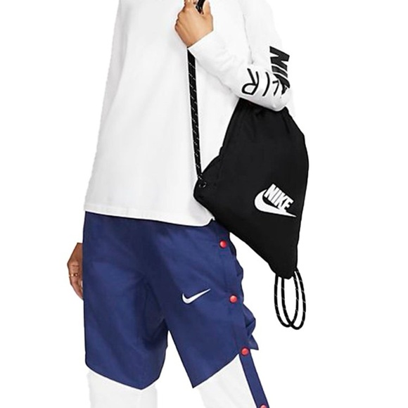 Nike Black Drawstring Sports Backpack - Picture 5 of 9